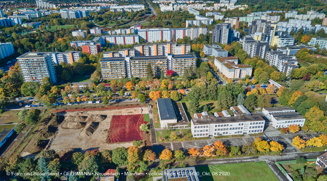 08.10.2020 - Baustelle zur Grundschule am Karl-Marx-Ring in Neuperlach